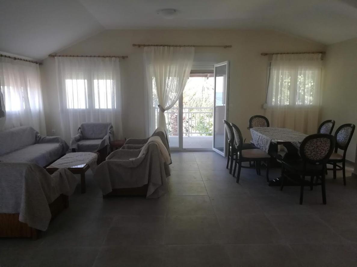 Villa Fotis View ปาราเลีย สโกทินิส ภายนอก รูปภาพ