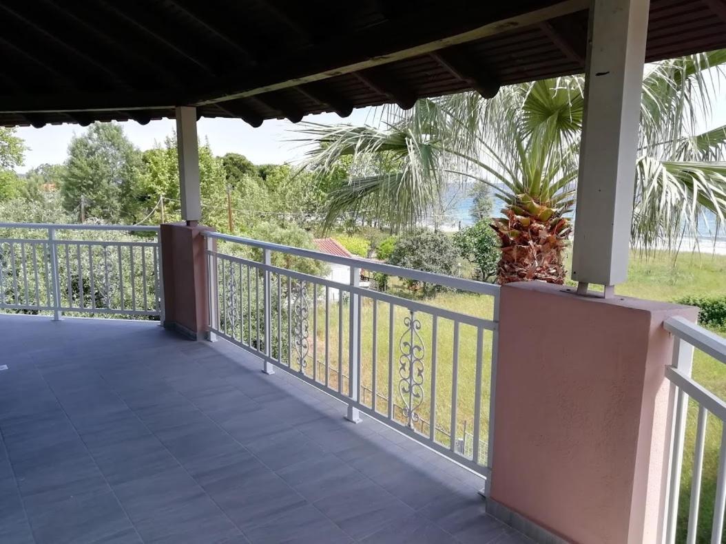 Villa Fotis View ปาราเลีย สโกทินิส ภายนอก รูปภาพ